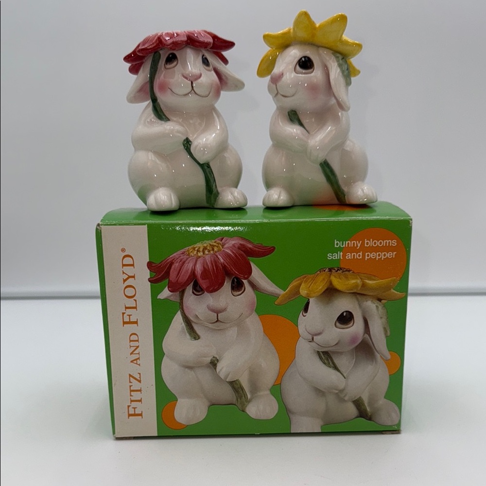Fitz and Floyd Bunny Blooms Shakers - Red and Yellow In Box